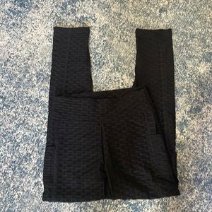 Tick tock famous work out pants with scrunch butt